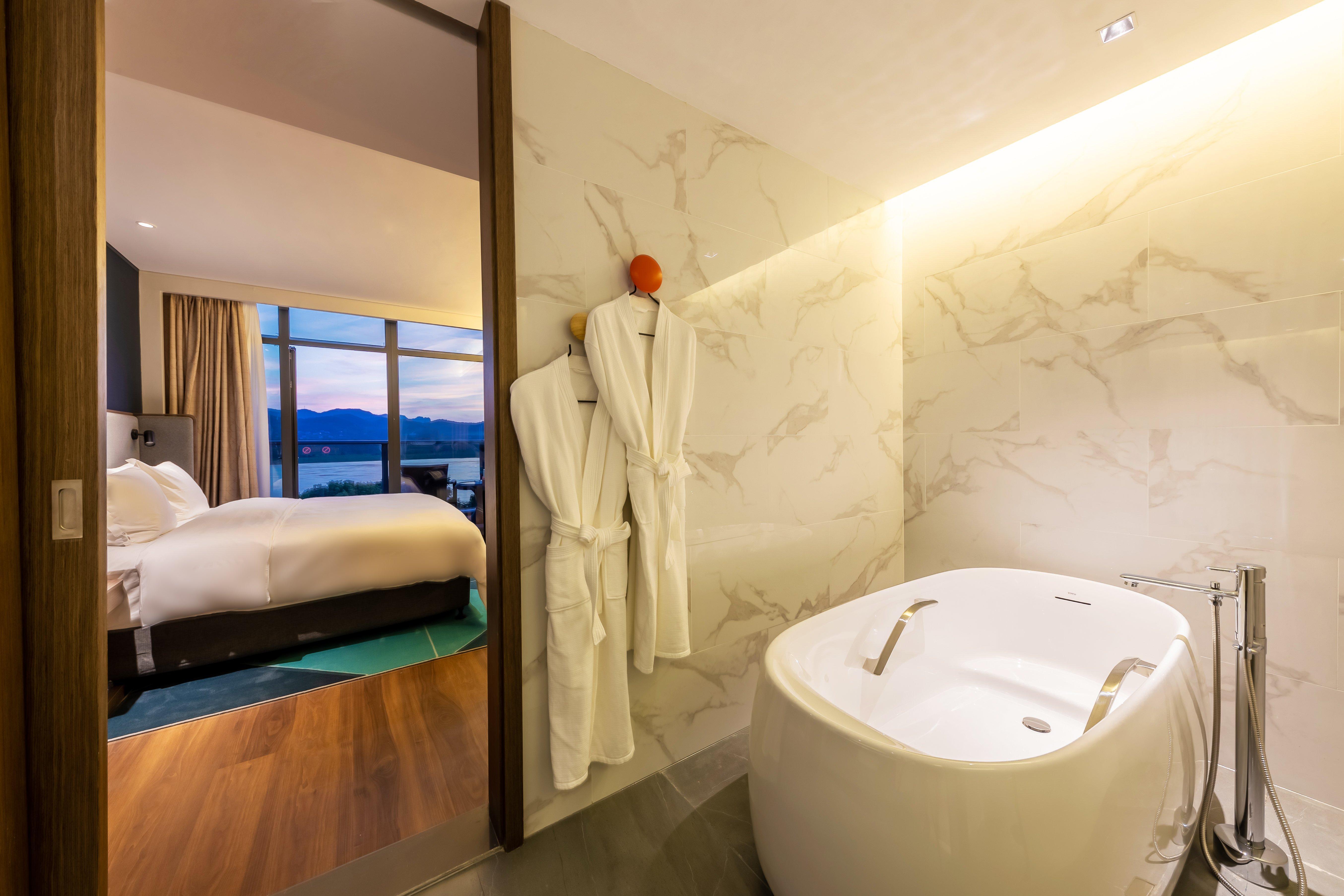 Holiday Inn Express Yichang Riverside By Ihg Екстериор снимка