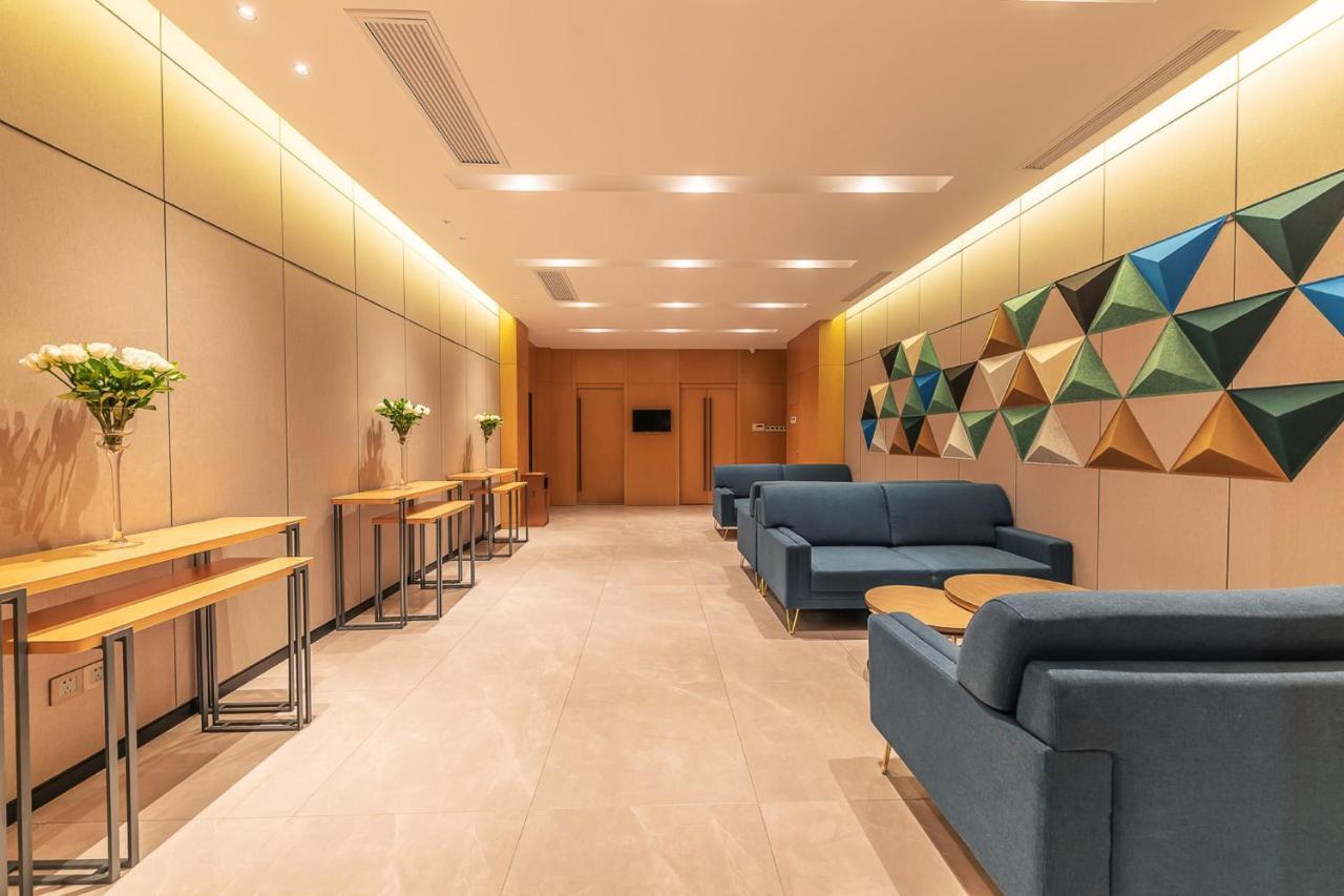 Holiday Inn Express Yichang Riverside By Ihg Екстериор снимка