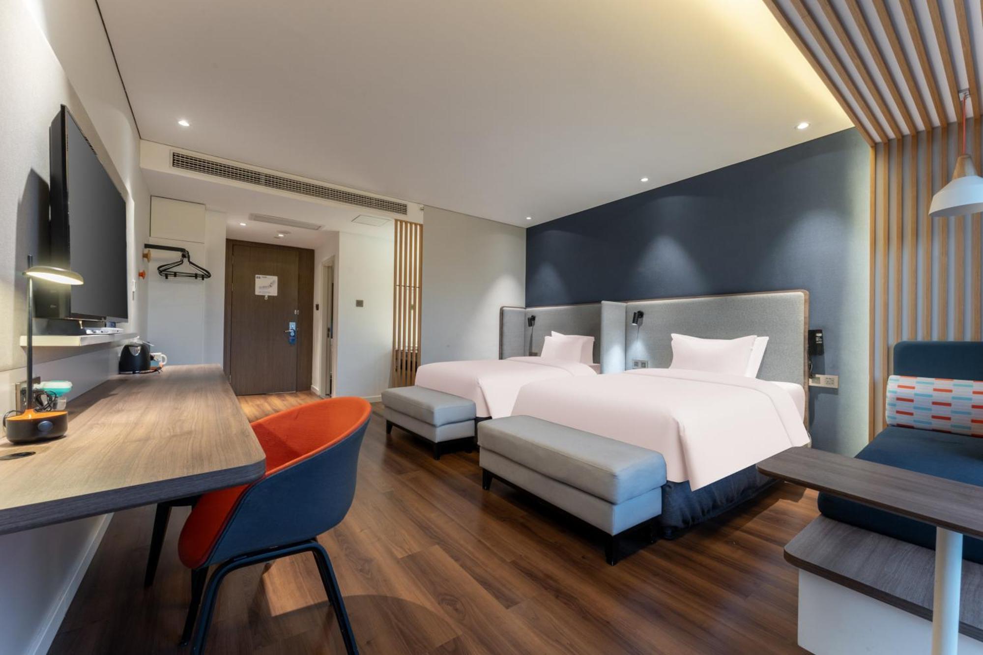 Holiday Inn Express Yichang Riverside By Ihg Екстериор снимка